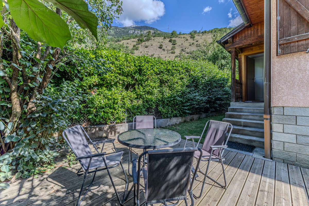 Deux maisons mitoyennes - Villette, proche d'Aime-La Plagne (surface totale de 280m2) - photo 7