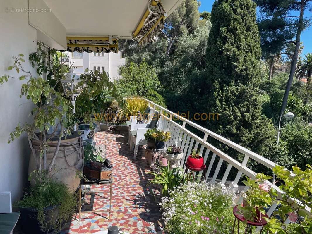 Appartement à NICE