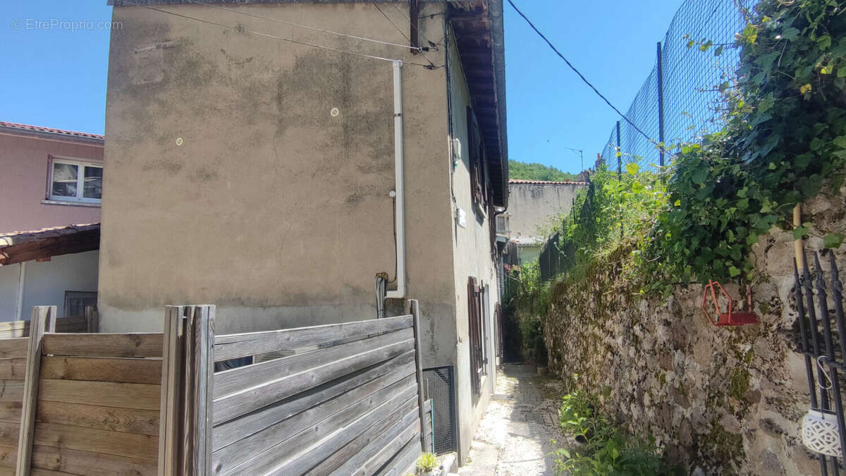 Maison  de 4 pièces au calme - photo 13