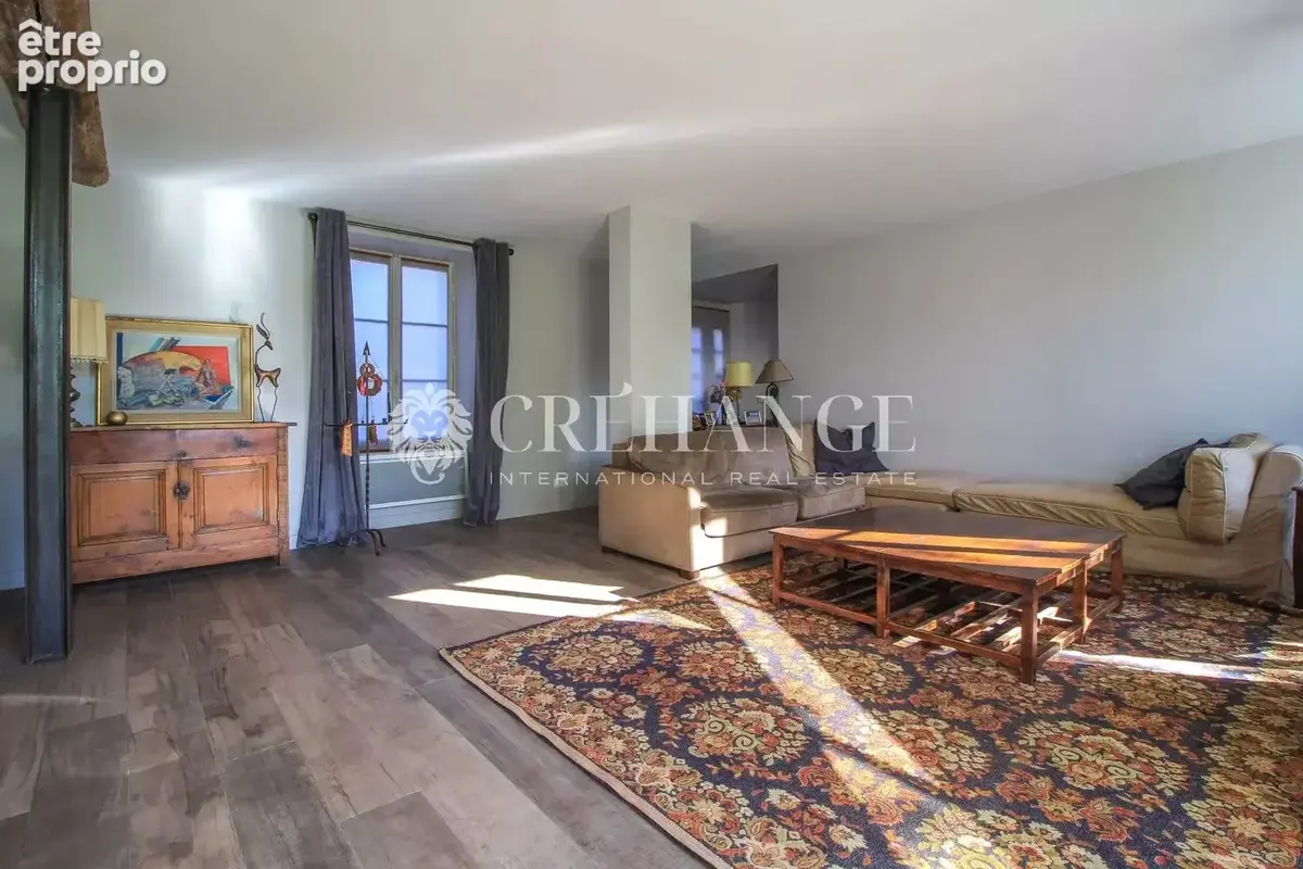 Ancienne bâtisse de 200m² entièrement rénovée avec dépendance et jardin - photo 4
