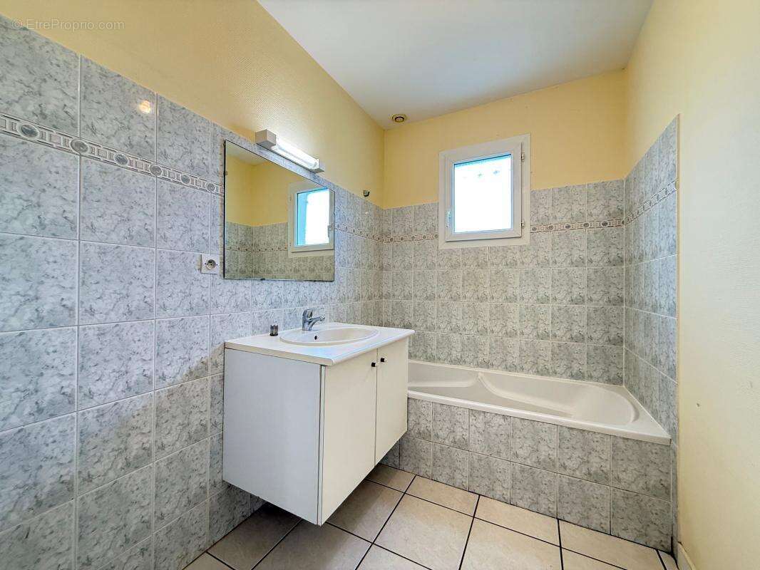 Maison à SAINT-PALAIS-SUR-MER