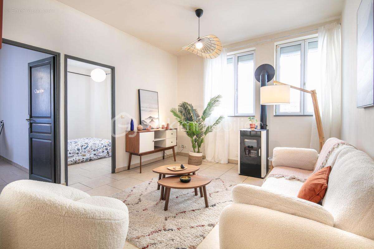 Appartement à RIVES