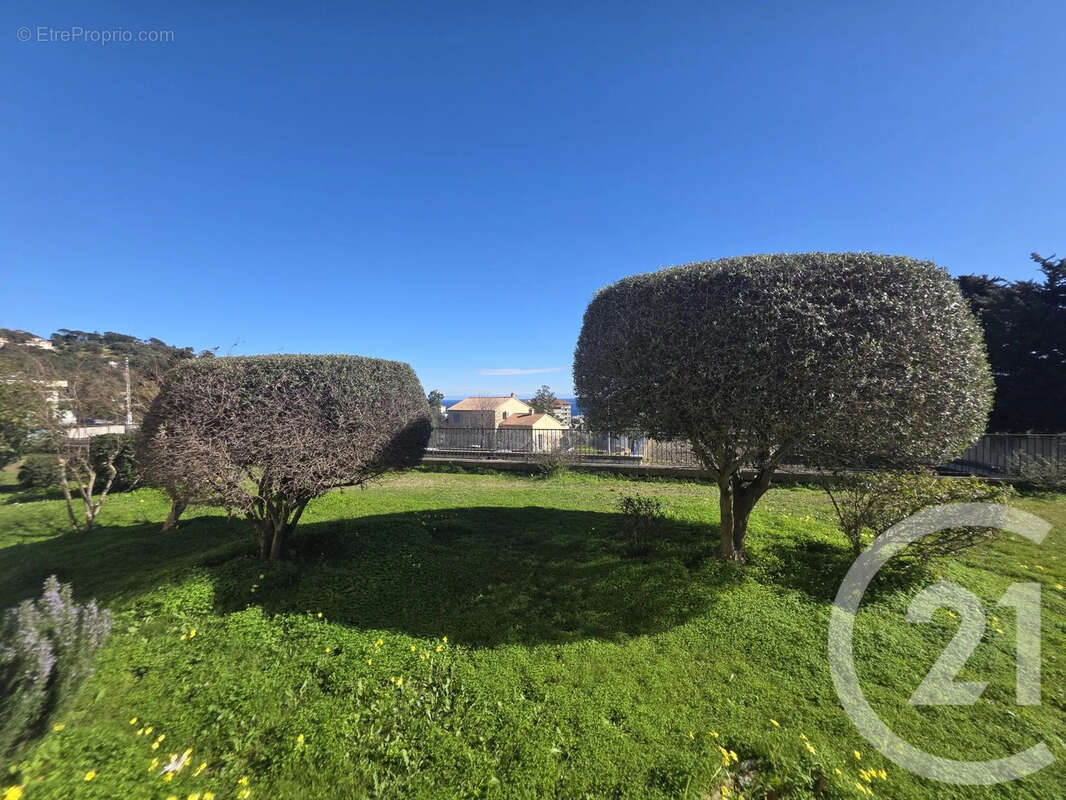 Appartement 36 m² à Bastia  - photo 5