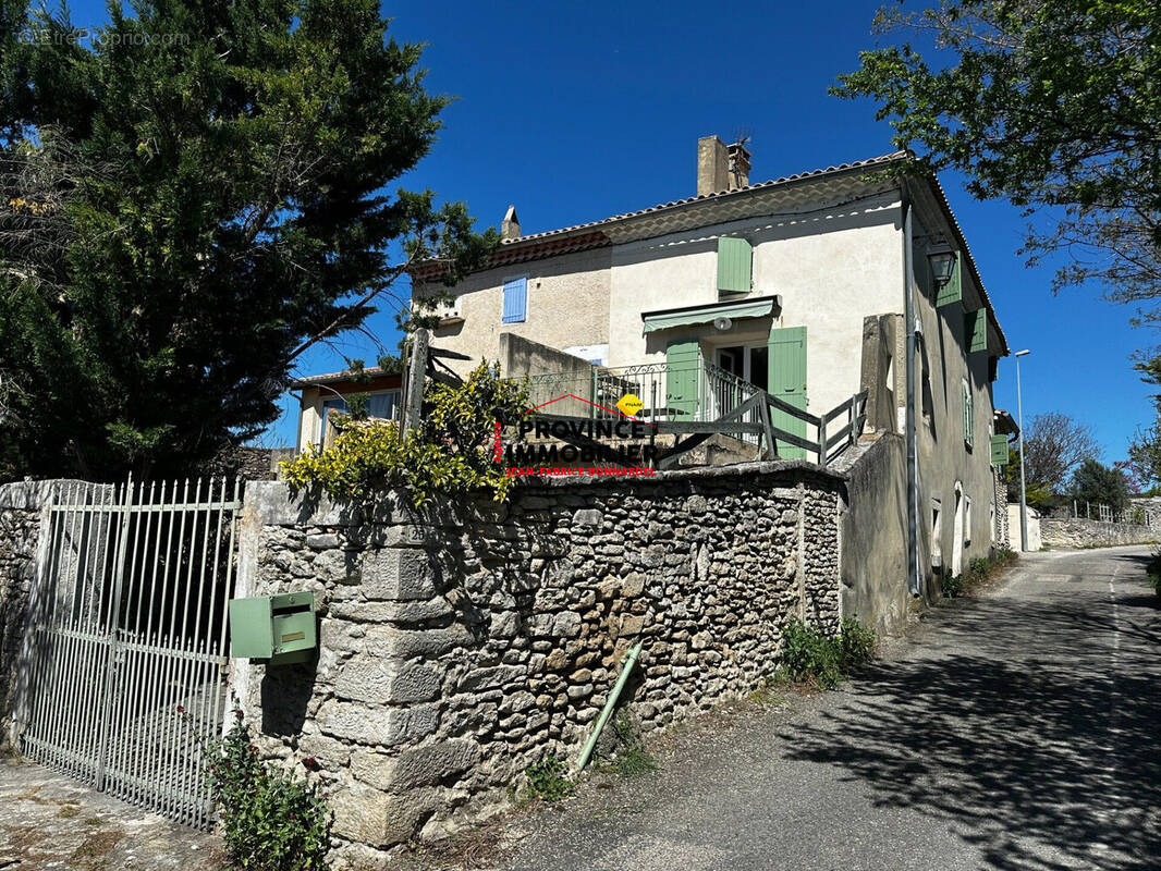 Maison à TAULIGNAN