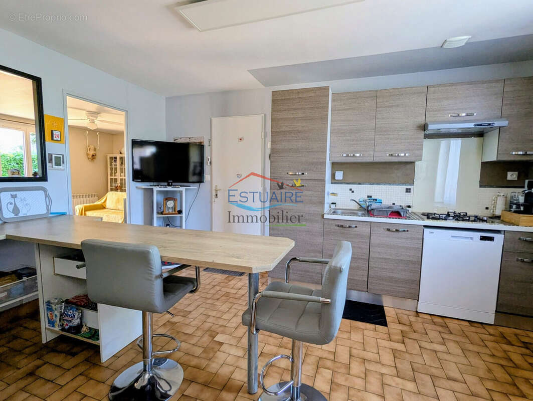 Maison 108 m² à Saffre  - photo 3