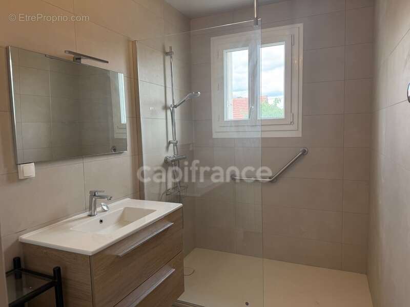 Maison à vendre 7 pièces APPOIGNY (89) de 119 m2  sur sous-sol  4 chambres plus bureau  3 Garages  Cave Terrain - photo 2