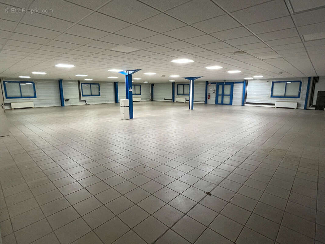 Commerce à BEAUREPAIRE