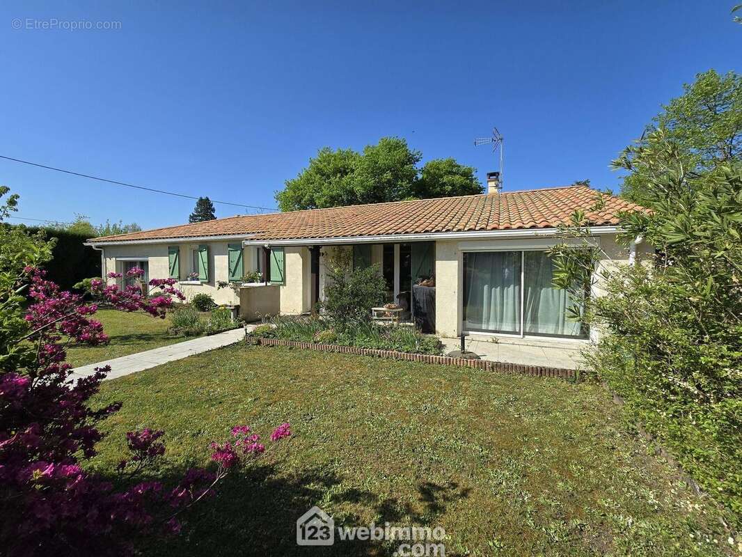 Maison à LE PIAN-MEDOC