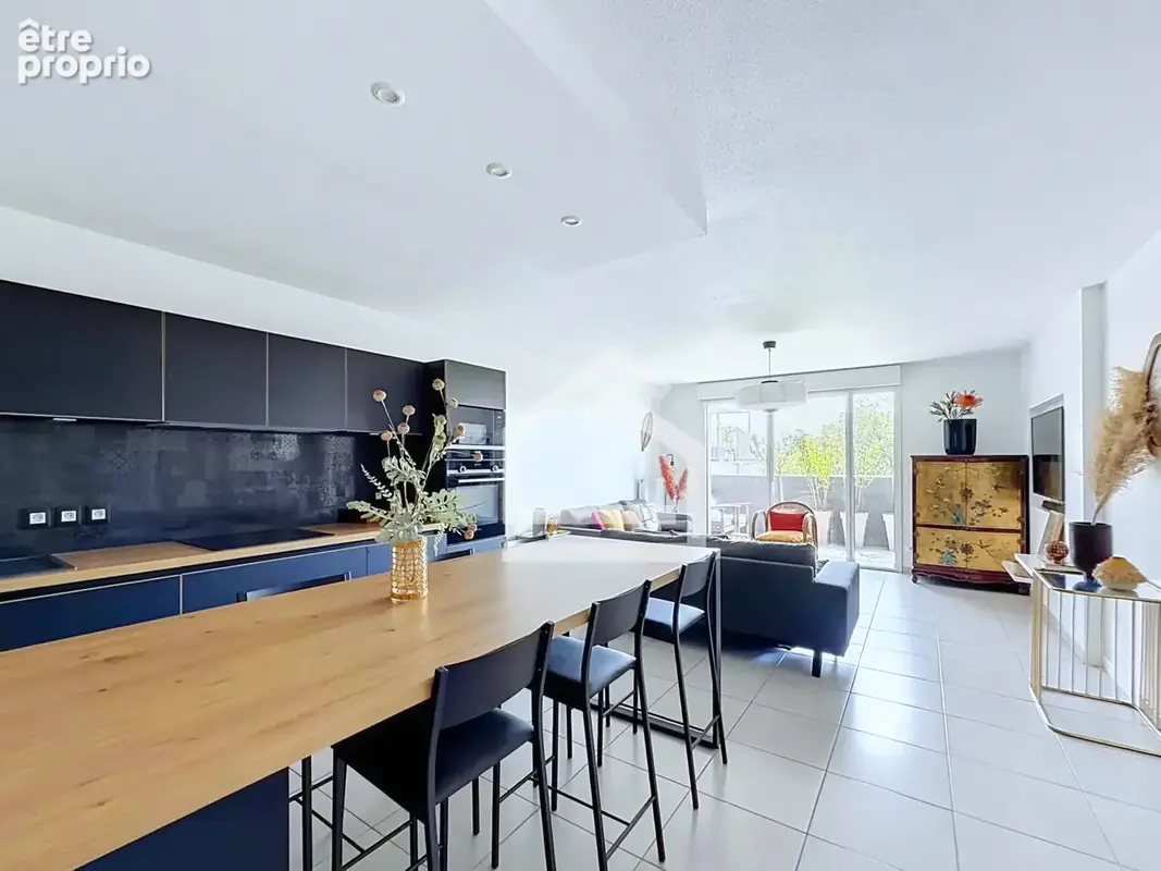 Appartement contemporain 4 pièces avec balcon au sein d'une résidence récente - photo 2