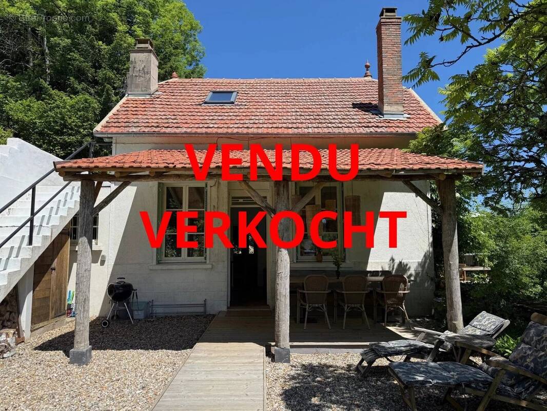 Maison à FACHIN