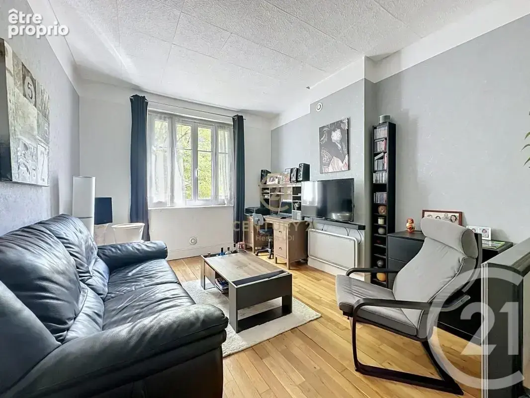 Appartement à LYON-8E