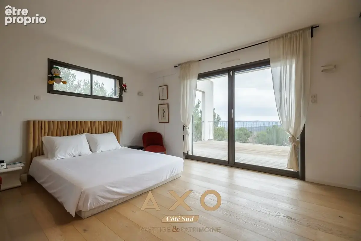Venelles - villa d architecte  vue luberon  piscine - garage  terrain 3 200 m² - 1 990 000 - photo 3