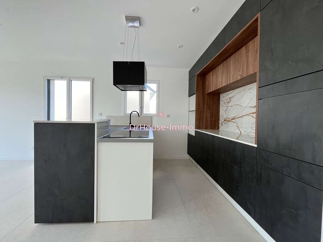 Maison 7 pièces 148 m² à vendre à Bieville-Beuville (14112) - photo 2