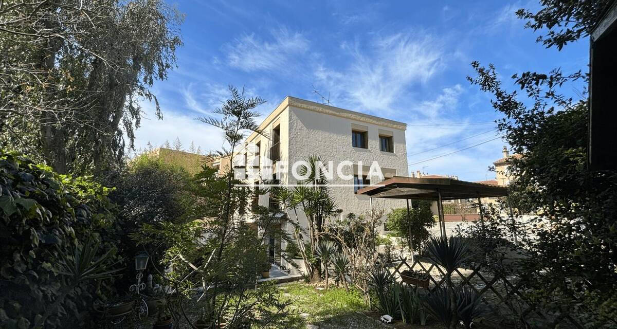 Appartement à HYERES