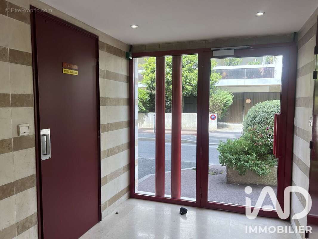 Photo 8 - Appartement à ISSY-LES-MOULINEAUX
