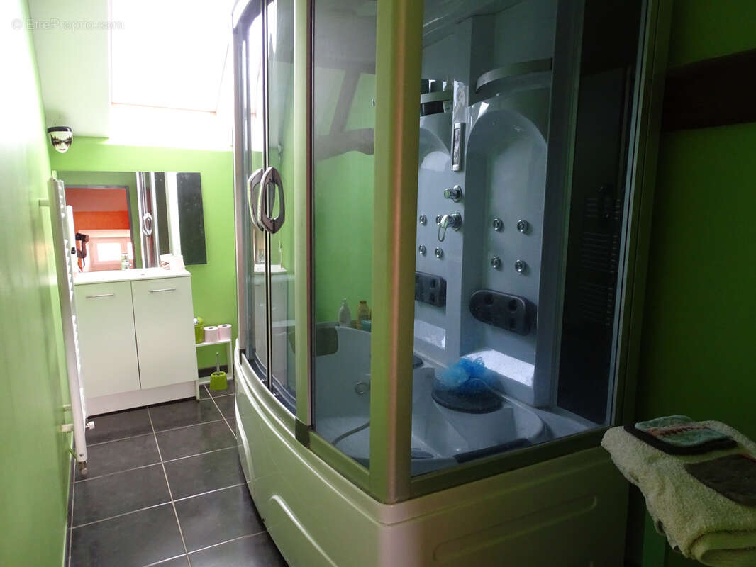 Maison à BAIGNEUX-LES-JUIFS