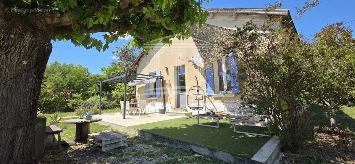 Maison à SORGUES