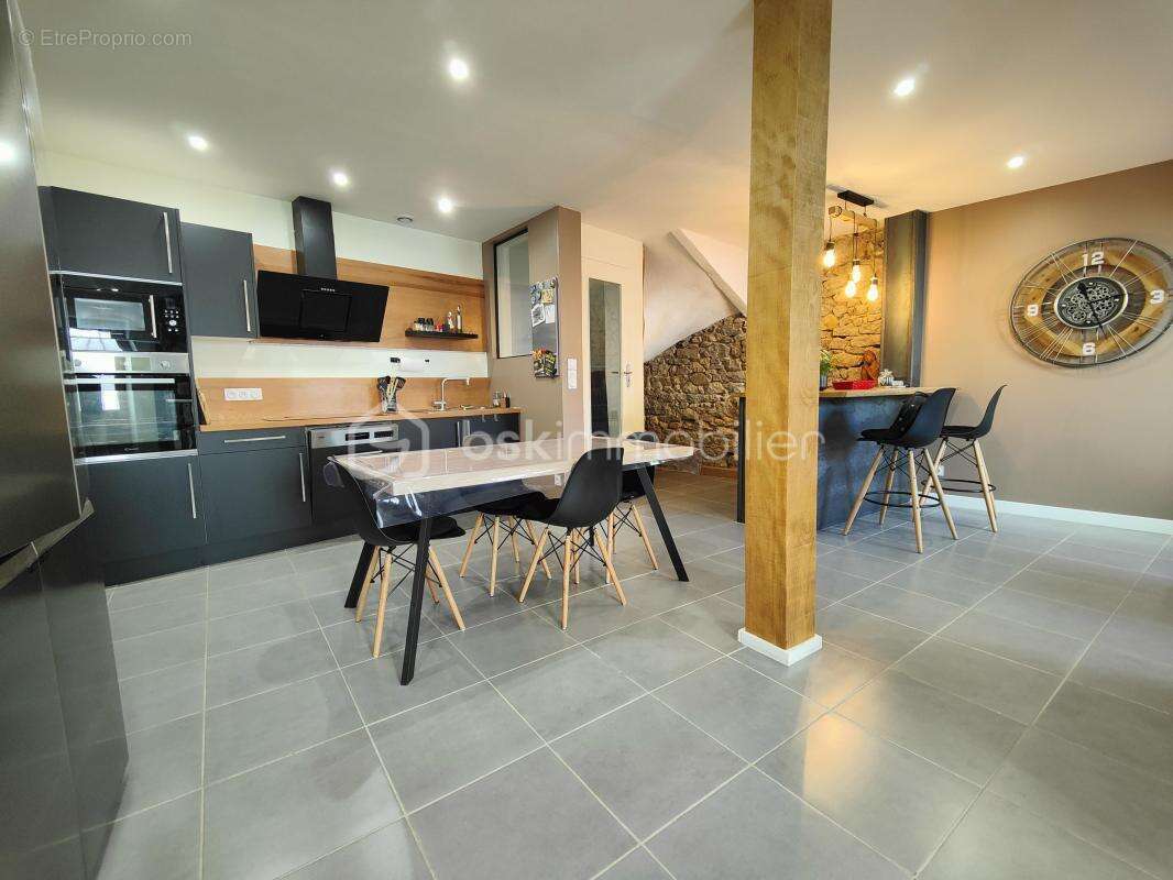 Maison à CONILHAC-CORBIERES