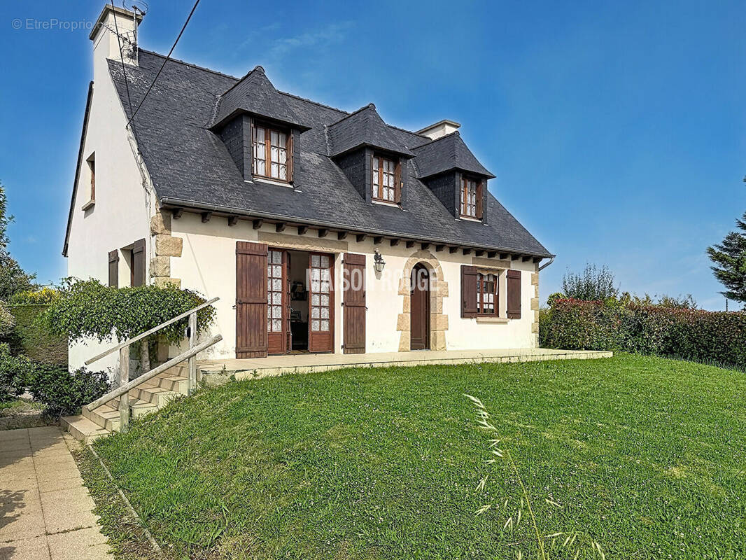 Maison à FREHEL