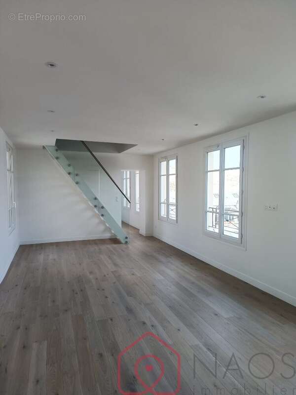 Appartement 73 m² à Paris-11e  - photo 4