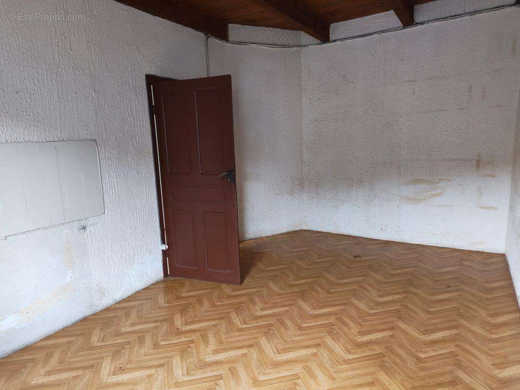 Maison à CROS-DE-GEORAND