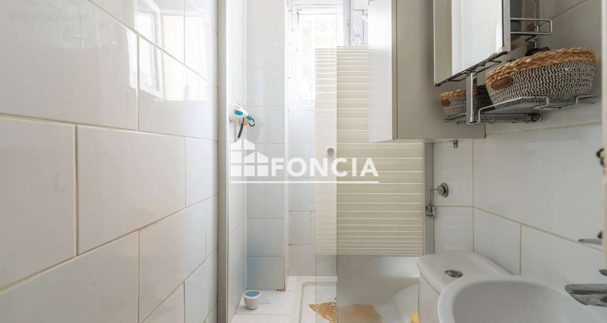 Appartement à PARIS-19E