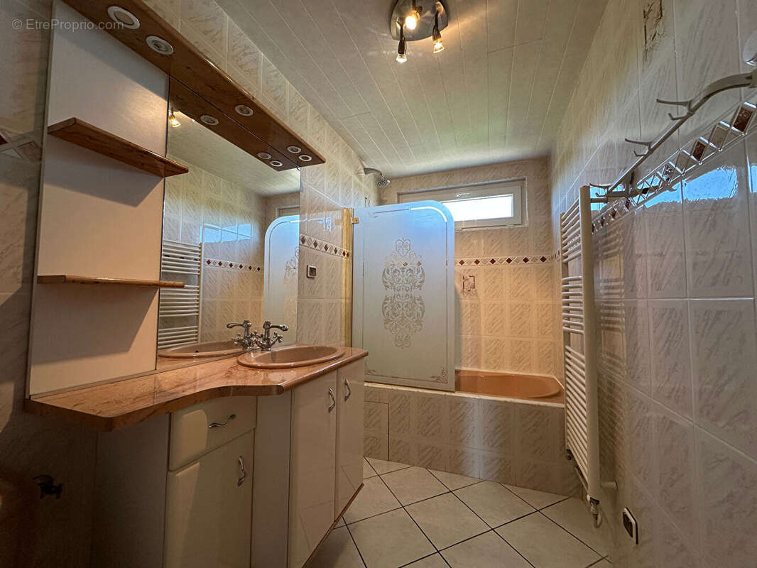 Appartement à QUETIGNY