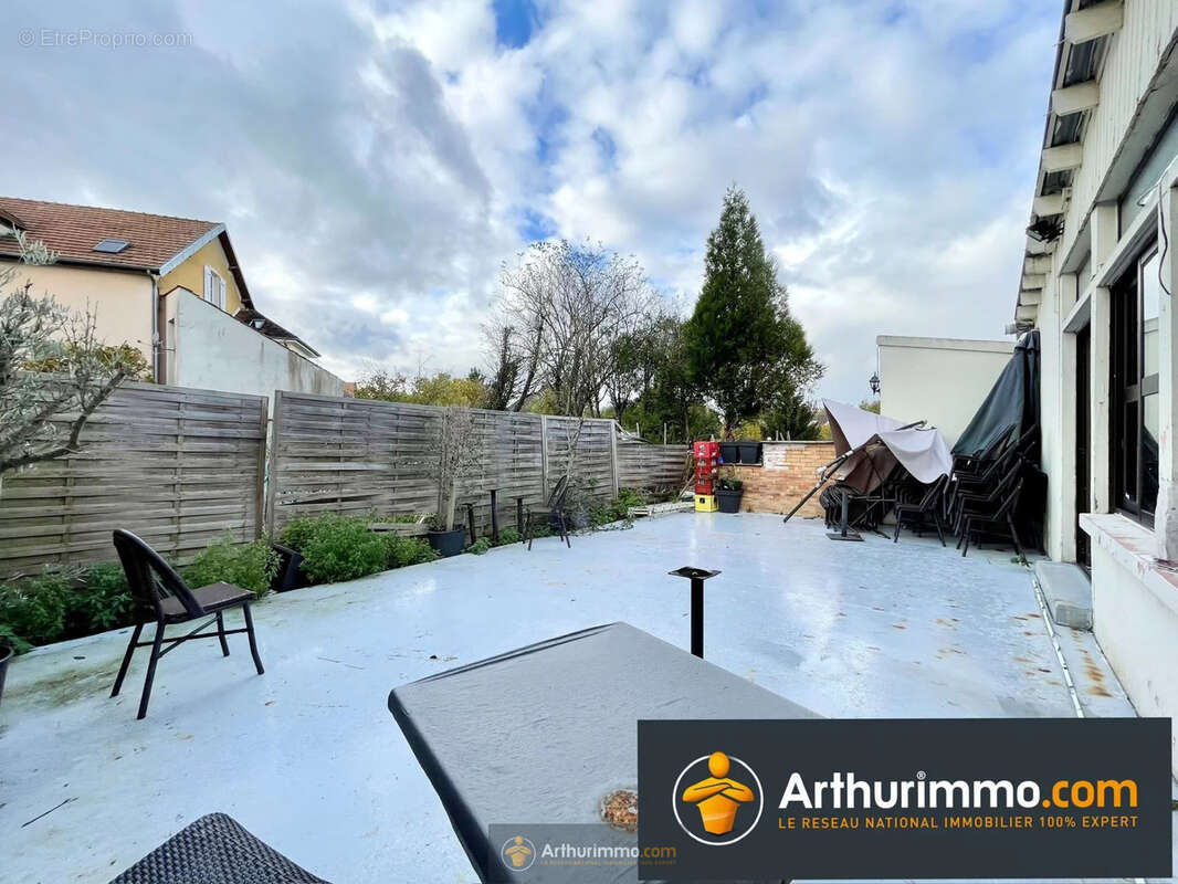 Appartement à COULOMMIERS