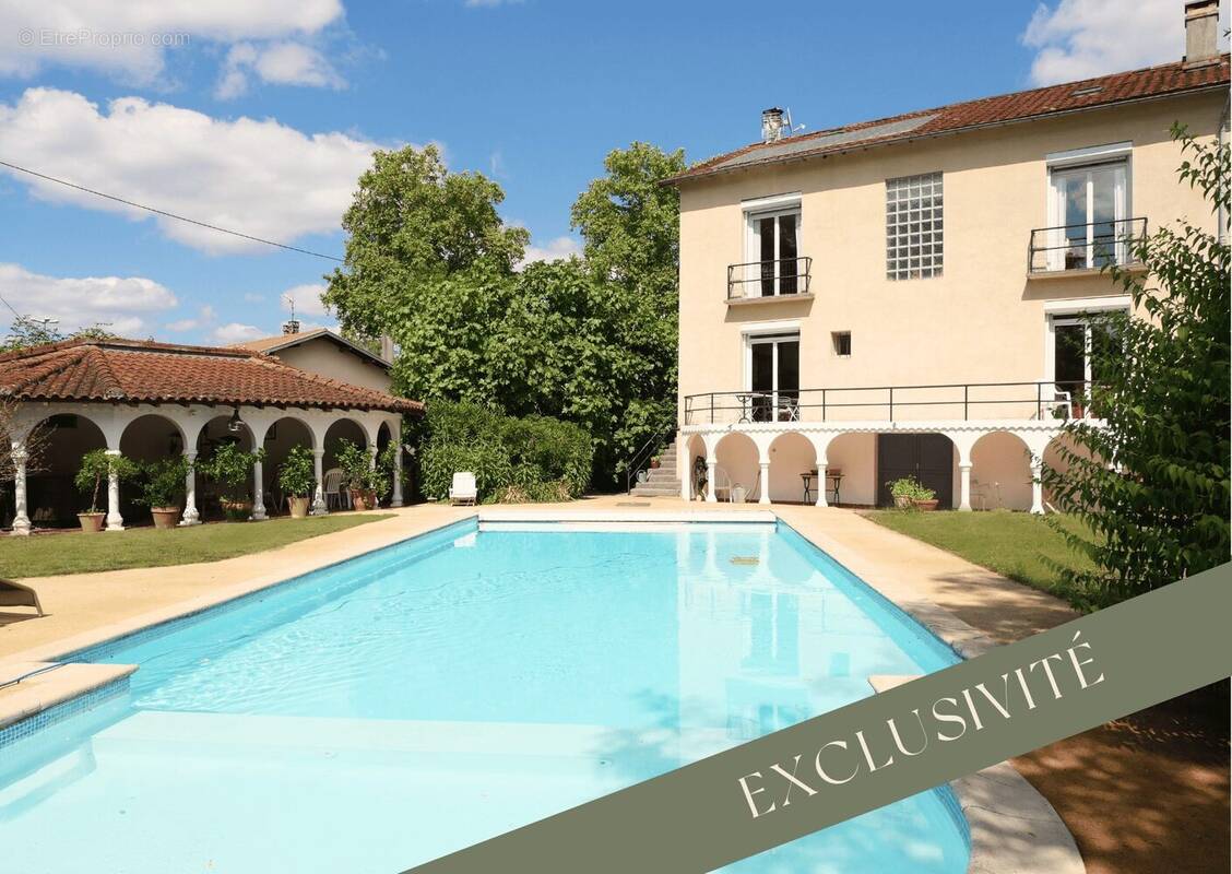 Maison à MONTESQUIEU-VOLVESTRE