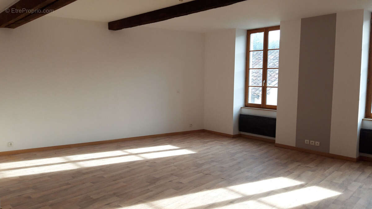 Appartement à VILLEFRANCHE-DE-ROUERGUE