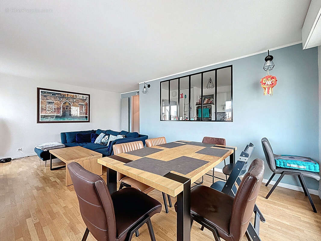 Appartement à SURESNES