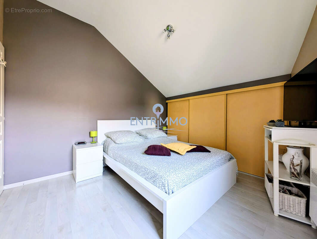 Maison 79 m² à Albens  - photo 4