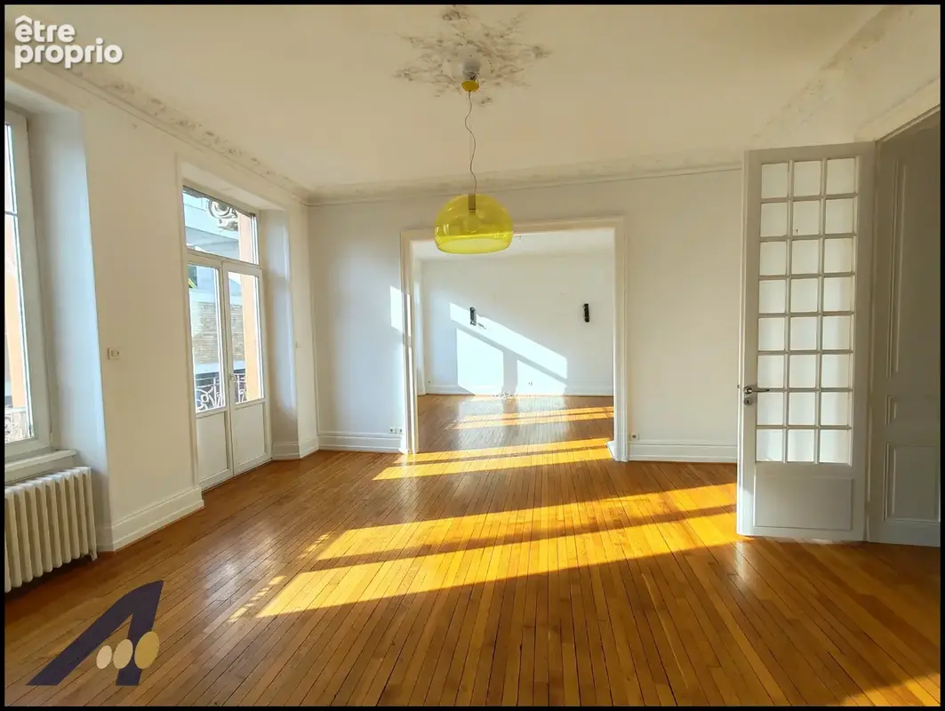 Appartement Haussmannien F6 - photo 2