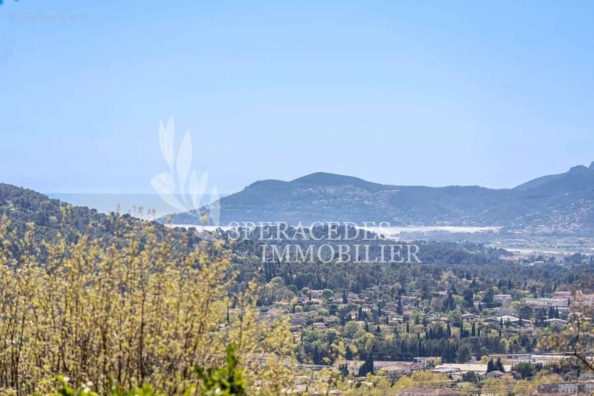 Maison à MOUANS-SARTOUX