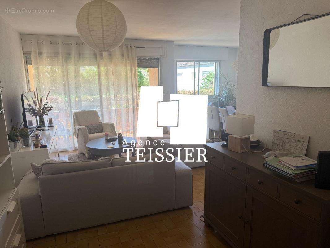 Appartement à LES VANS