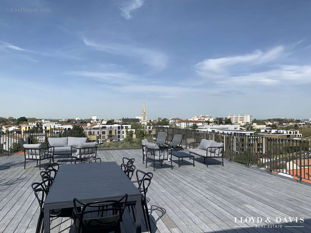 Appartement à BORDEAUX