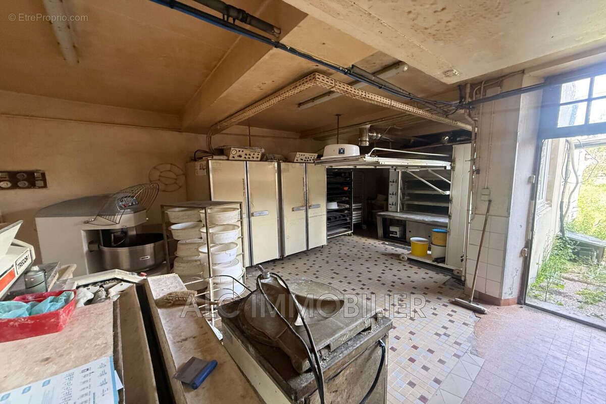 Commerce 263 m² à Mauves-Sur-Huisne  - photo 4