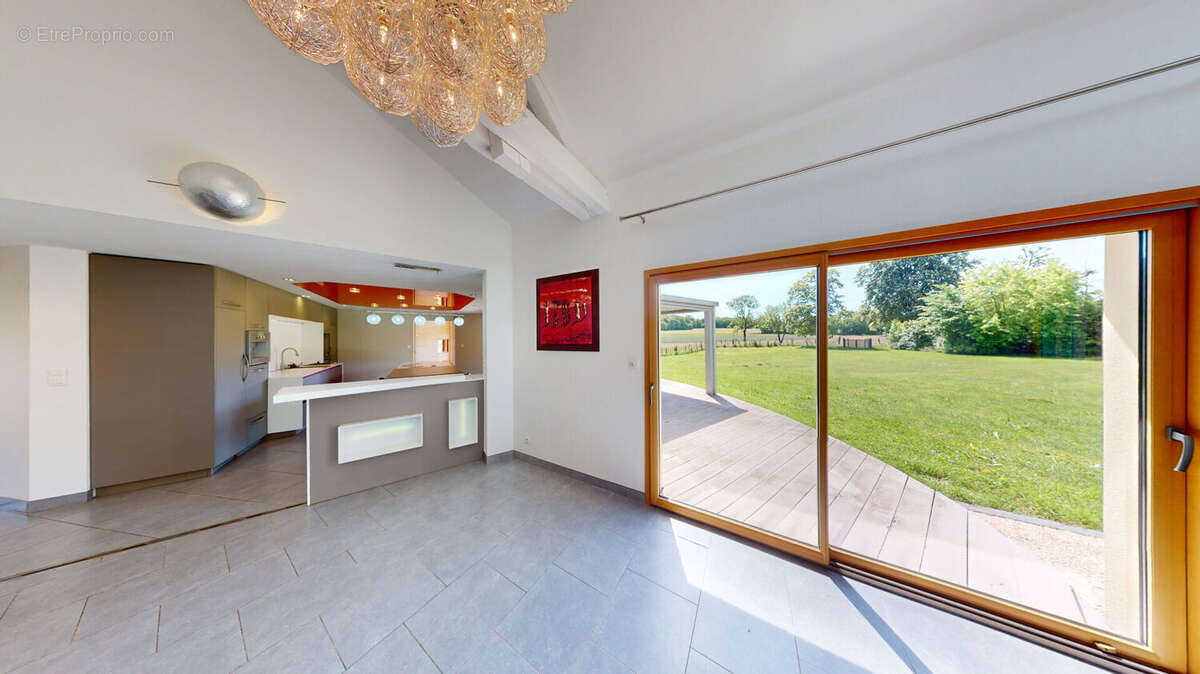 Maison 7 pièces - Etalans - 695 000 - photo 4