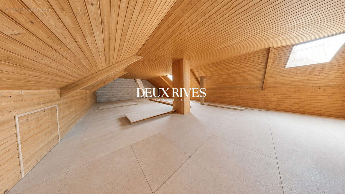 Maison 280 m² à Nantes  - photo 8
