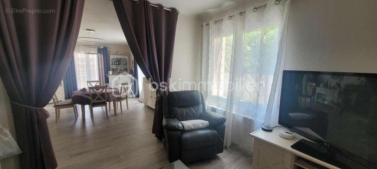 Maison à BEAUNE-LA-ROLANDE