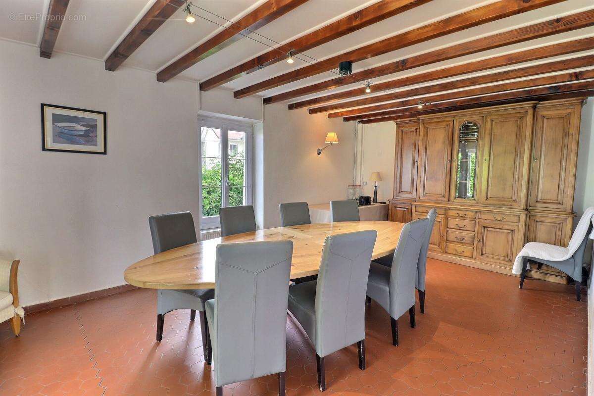Maison à MORESTEL