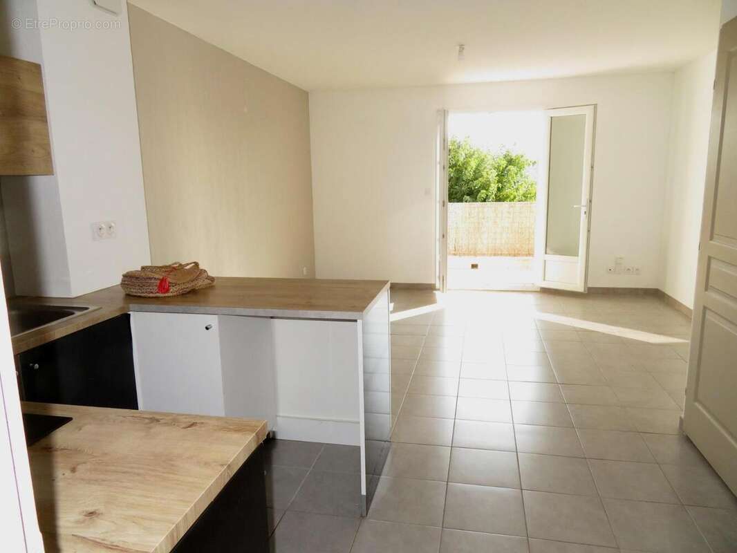   - Maison à DRAGUIGNAN