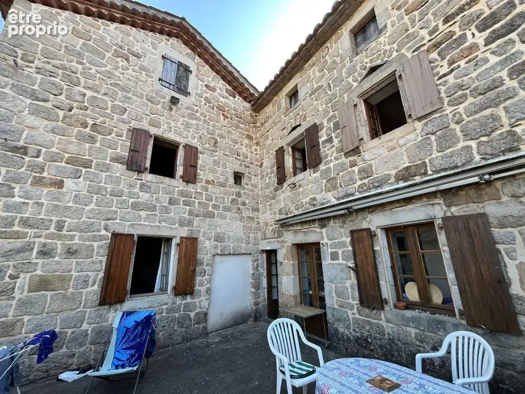 Maison en pierres et jardinet - photo 8