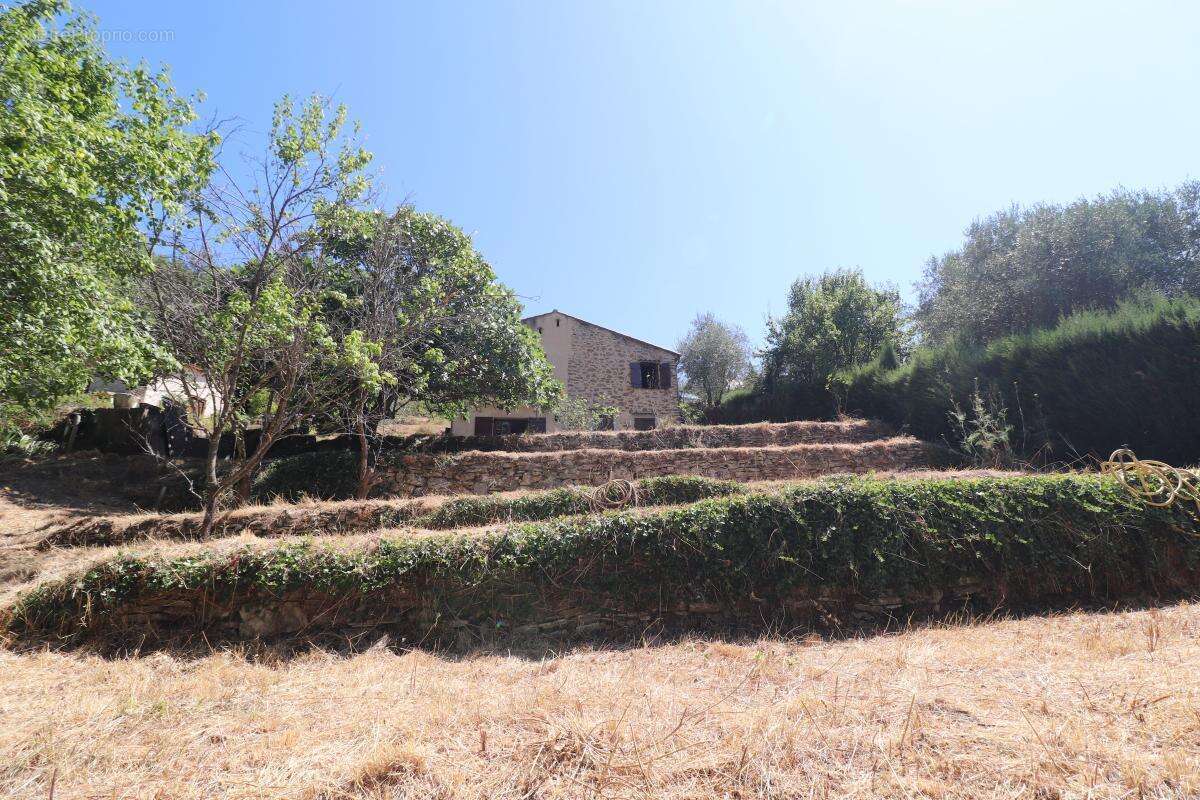 Maison à BERRE-LES-ALPES