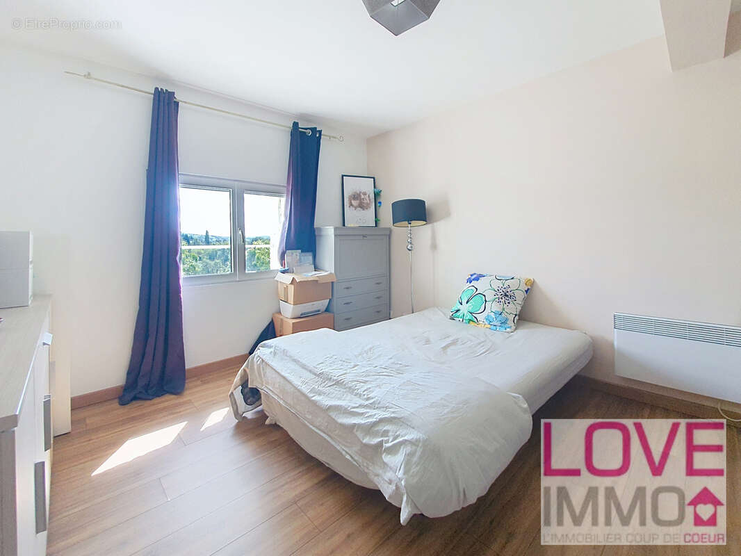 Appartement à LA BATIE-DIVISIN