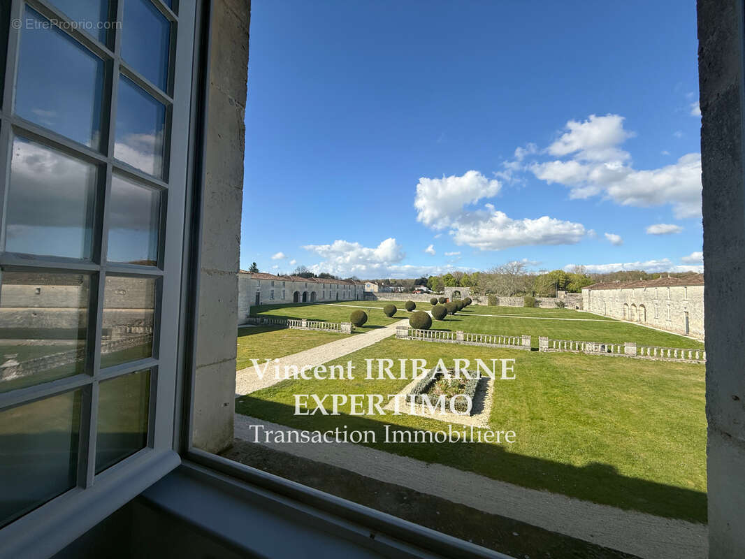 Appartement à SAINTES