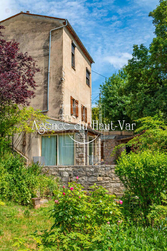Maison base 18eme, bord de rivière - photo 9