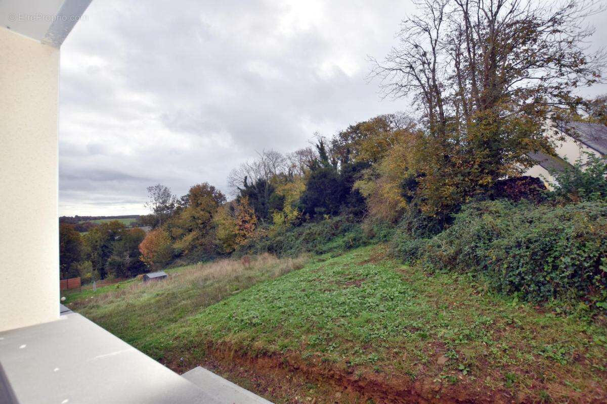 Maison à PLONEVEZ-PORZAY