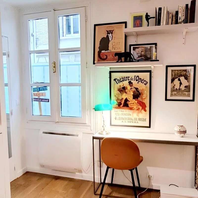 Appartement à PARIS-18E