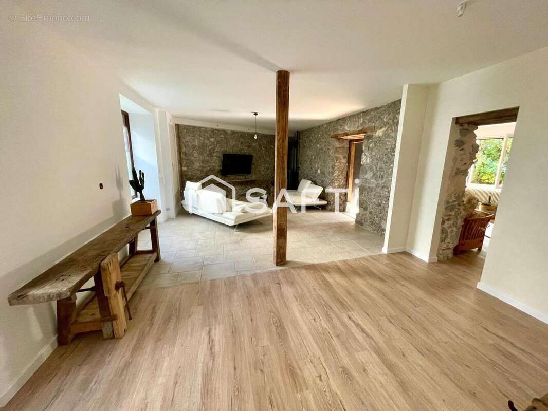 Photo 4 - Maison à PRAT-BONREPAUX